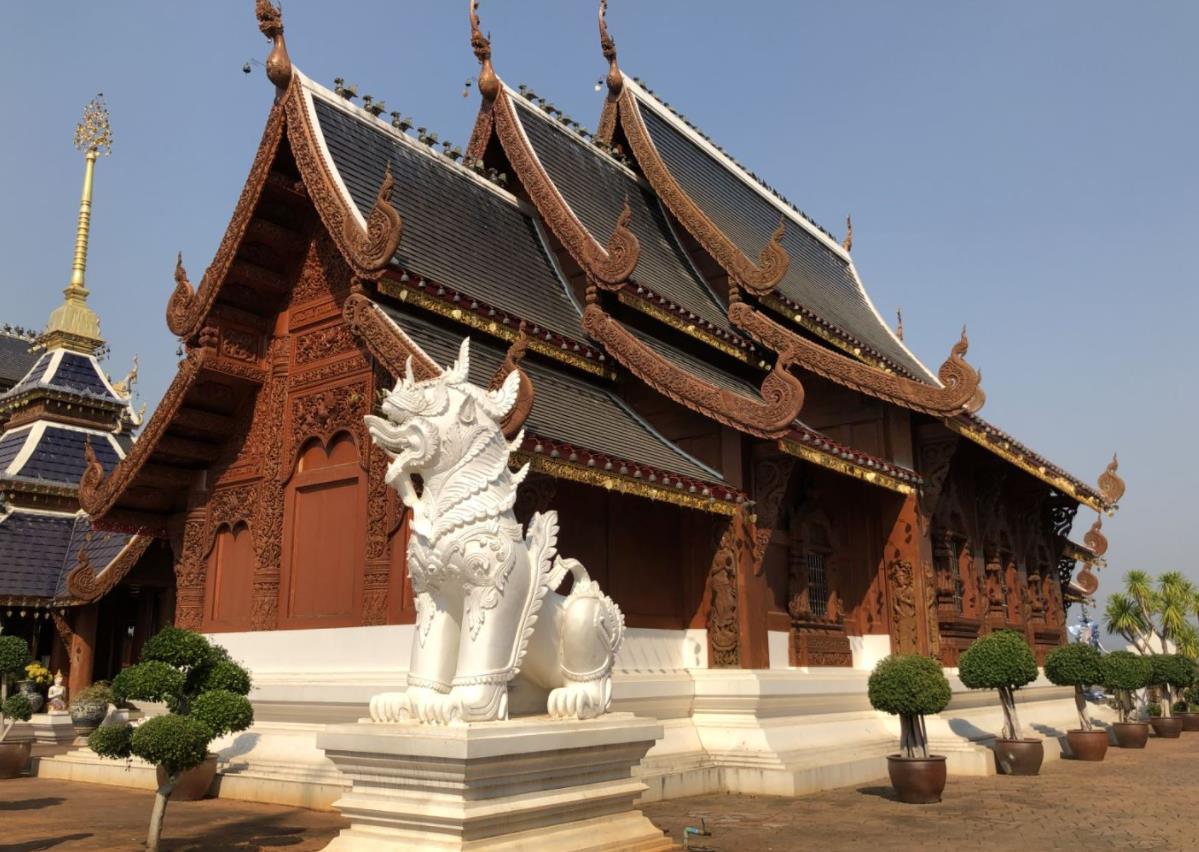 Differences in The Two Observational Methods