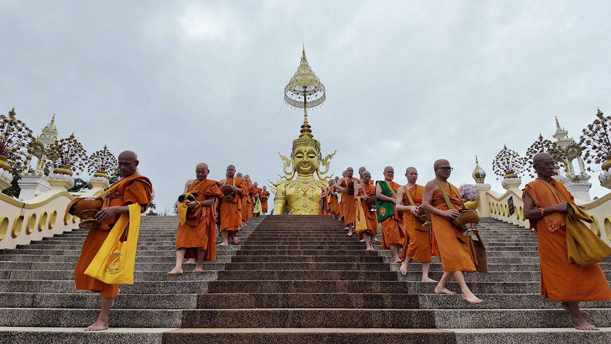The End of Buddhist Lent in Thailand, October 2025